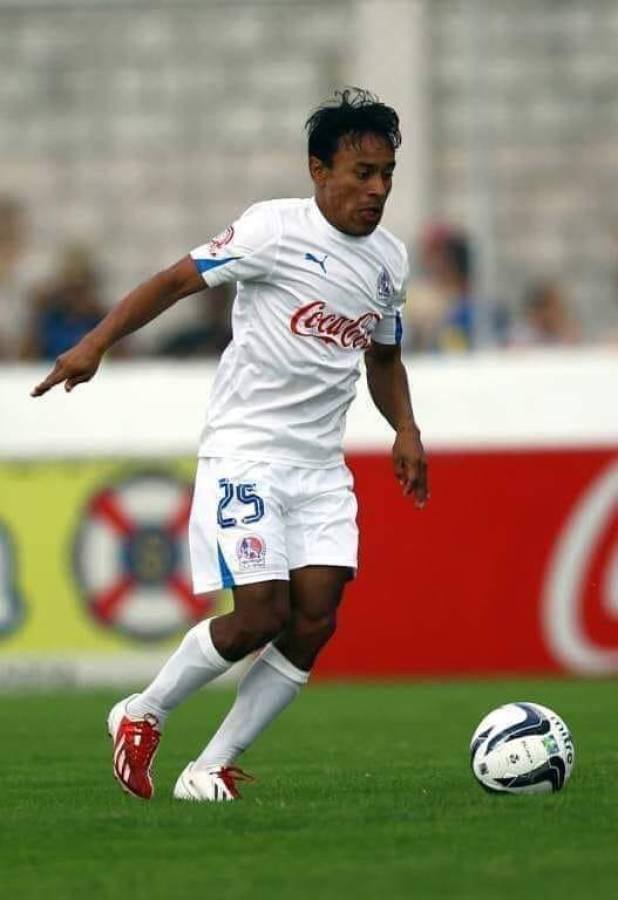 Maylor Núñez, Ever Alvarado Patón Mejía y otros futbolistas que vistieron la camisa de Olimpia y Real España