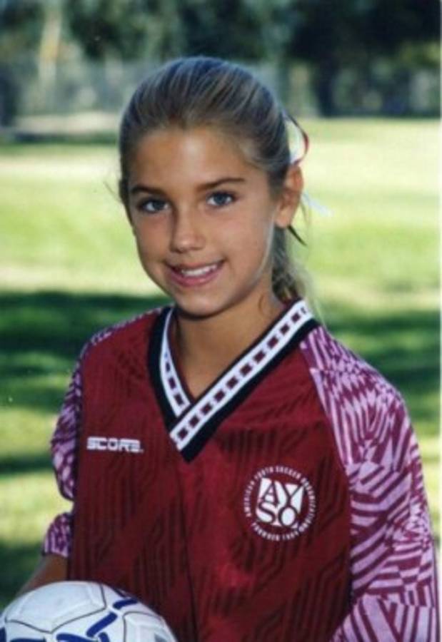 Alex Morgan celebra sus 30 años con la clasificación de Estados Unidos a la Final del Mundial Femenino