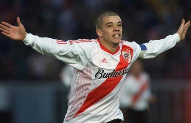 Puro crack: Futbolistas de la élite mundial que vinieron a jugar a Honduras y derrocharon su calidad, ¡vienen dos más!