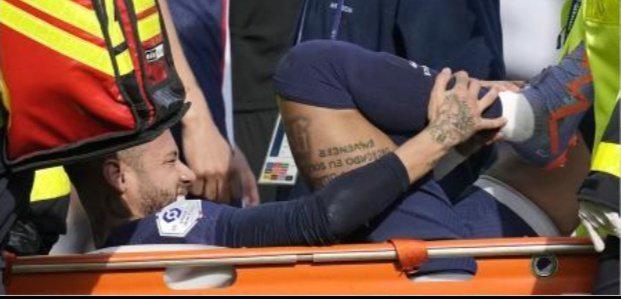 ¡Como nunca antes la viste! Hermana de Neymar se hizo una liposucción y arrasó en los carnavales de Brasil