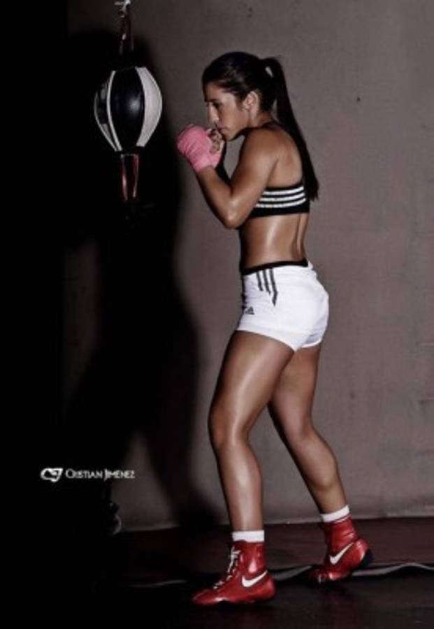 Yokasta Valle, la boxeadora costarricense que enamora fuera del ring