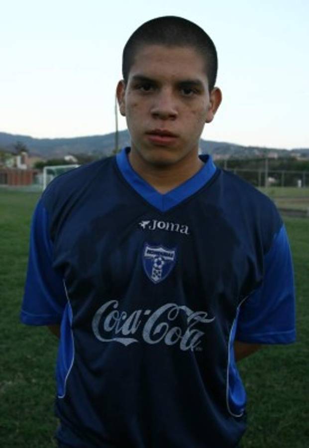 Jugadores hondureños que se retiraron jóvenes y con un futuro por delante