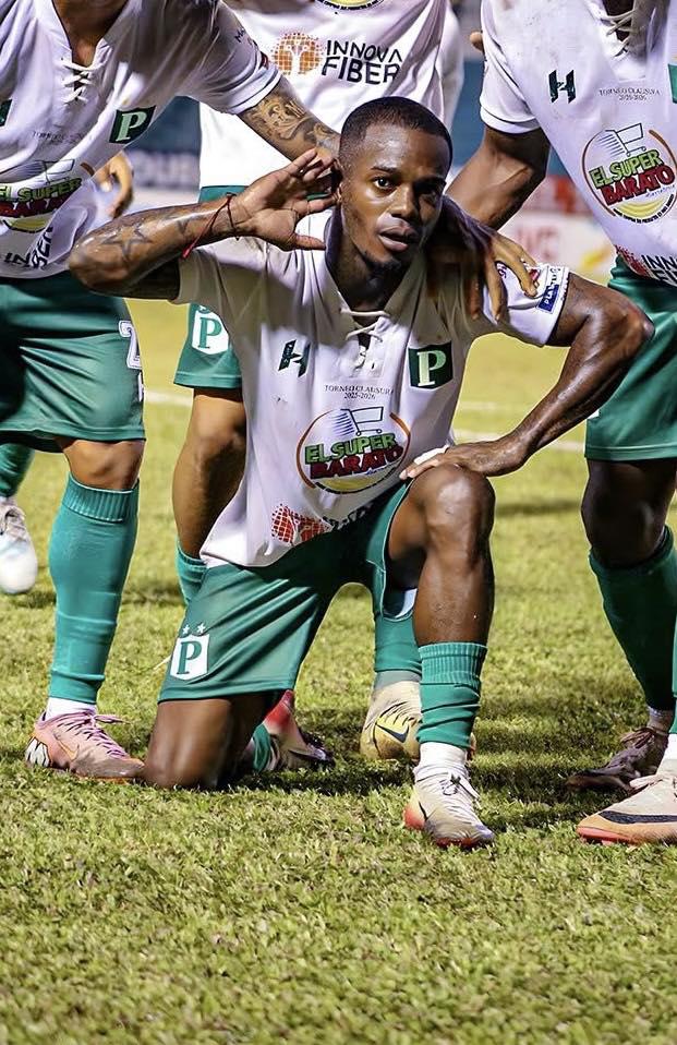 Fichajes: Palma suena en España, Olimpia atento con figura, Chelito es noticia y Motagua quiere a juveniles