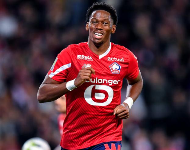 Barcelona quiere ficharlo gratis, pero Lewandowski impidió su llegada: “Tiene miedo de perder la titularidad”