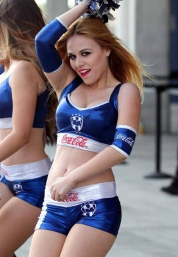 Las infartantes Rayaditas que apoyan a Alberth Elis y al Monterrey