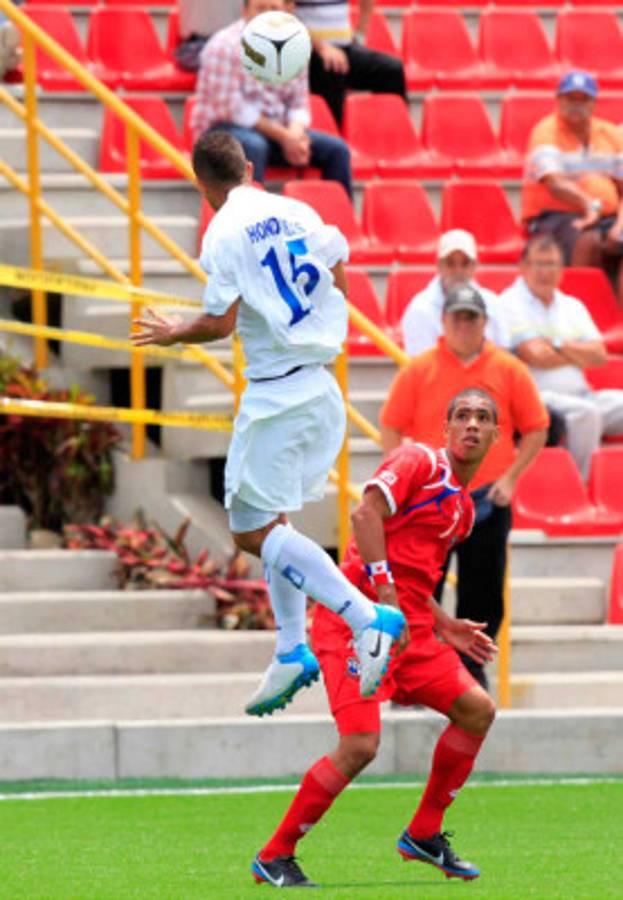 Honduras comienza con empate ante Panamá fútbol de los Juegos Centroamericanos .