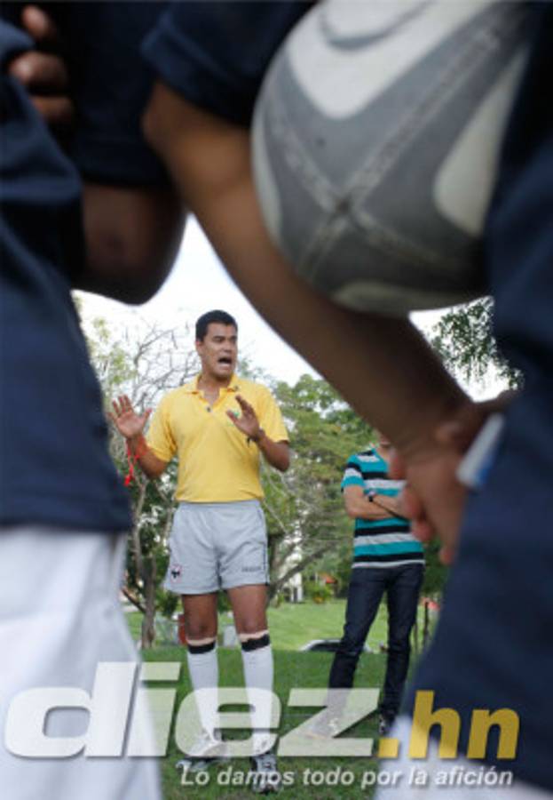 El rugby, un deporte que crece en Honduras