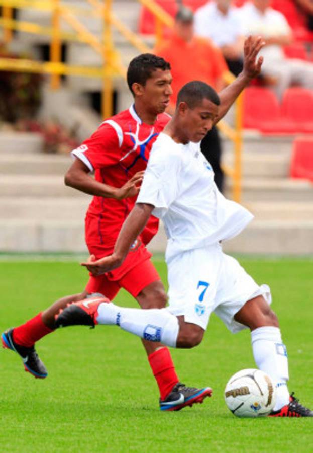 Honduras comienza con empate ante Panamá fútbol de los Juegos Centroamericanos .