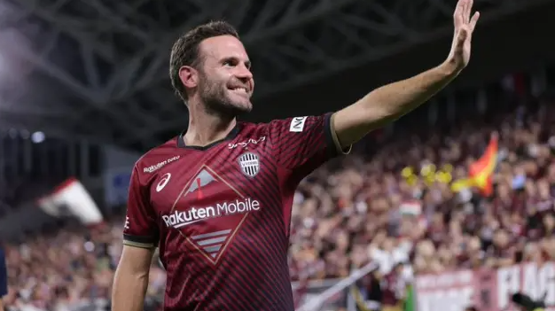 Se cerró el mercado de fichajes y ellos siguen sin equipo: ¡uno se marcha para Corea del Sur!