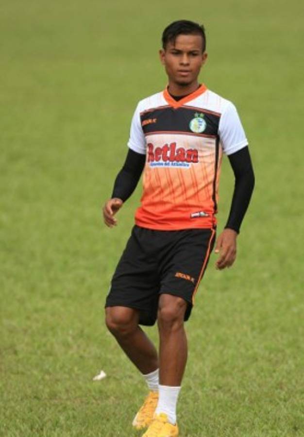 Mercado: Roger Rojas en la mira del Saprissa, 'Güicho' Guzmán con equipo y noticias en Real España