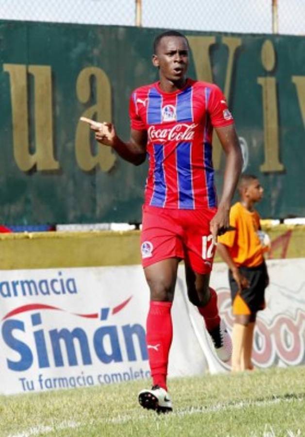 La larga lista de jugadores que ha prestado Olimpia en los últimos torneos