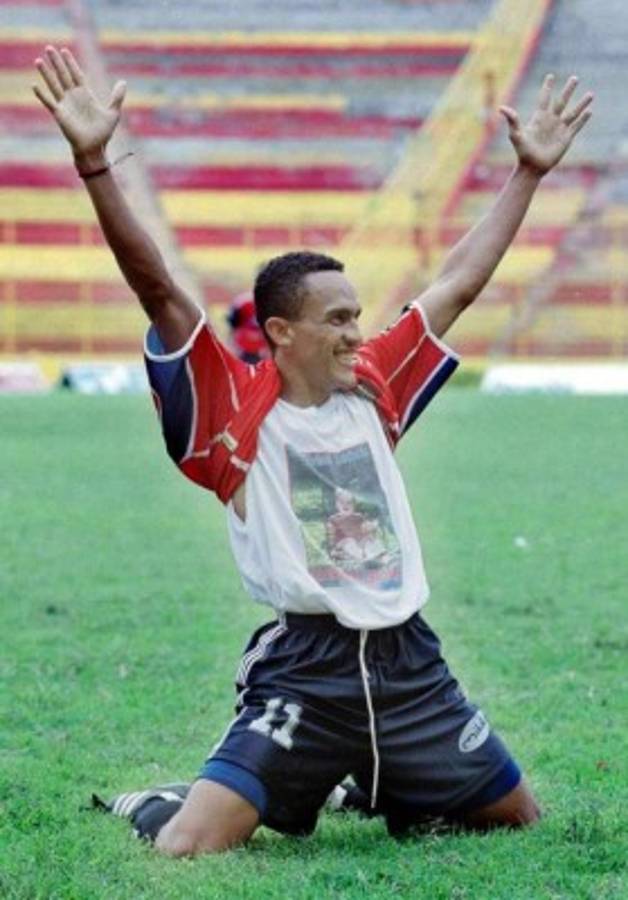 Conocé los futbolistas hondureños que se resisten al retiro