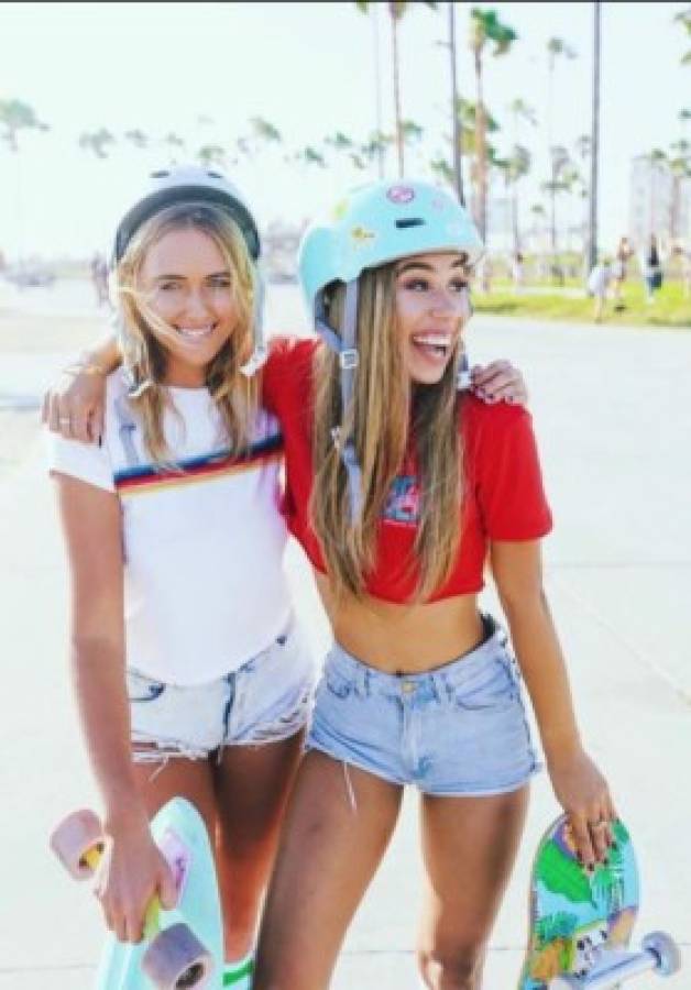 Las hermanas australianas que son surfistas y que se convirtieron en modelos para adultos