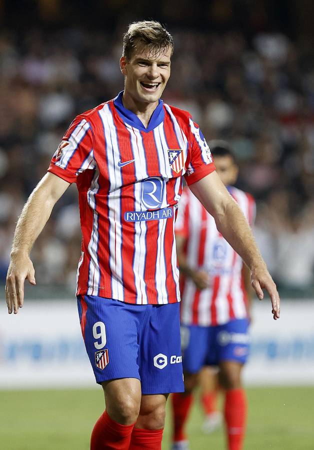 Un súper equipo: El nuevo 11 del Atlético con los fichajes para meter miedo al Barcelona y al Real Madrid