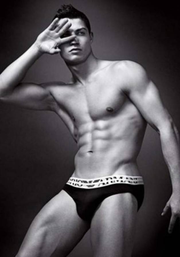 Los futbolistas que decidieron posar en calzoncillos