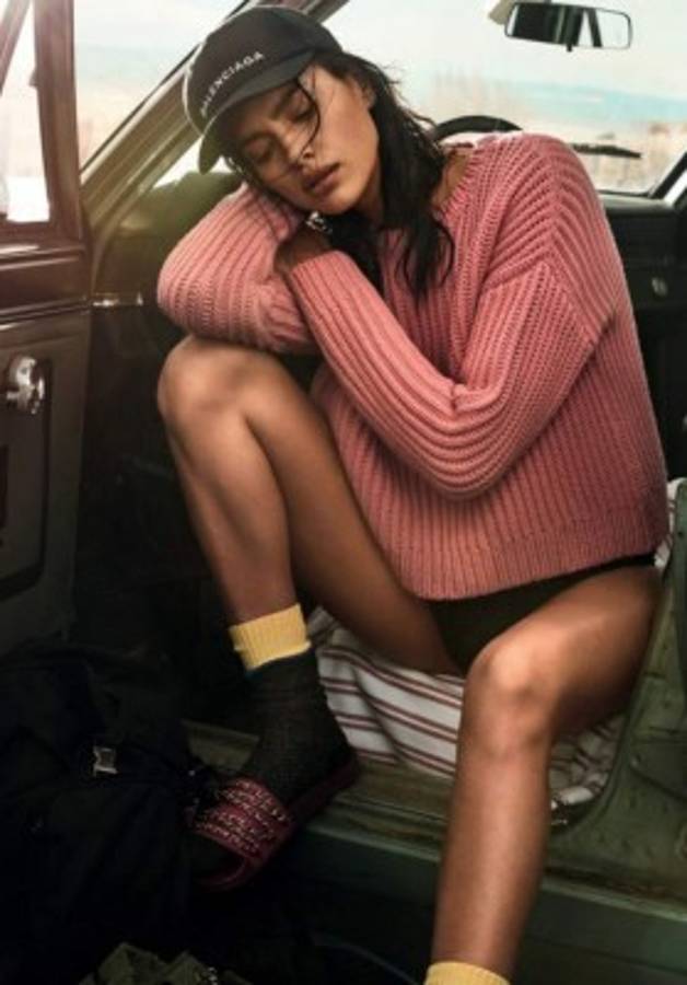 Irina Shayk ya muestra su embarazo, pero sigue siendo sexy