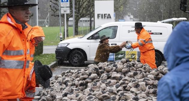 FOTOS: Kun Agüero con su sexy novia, periodista no podía creer su presencia en el sorteo de Qatar 2022 y fanático mexicano se roba el show