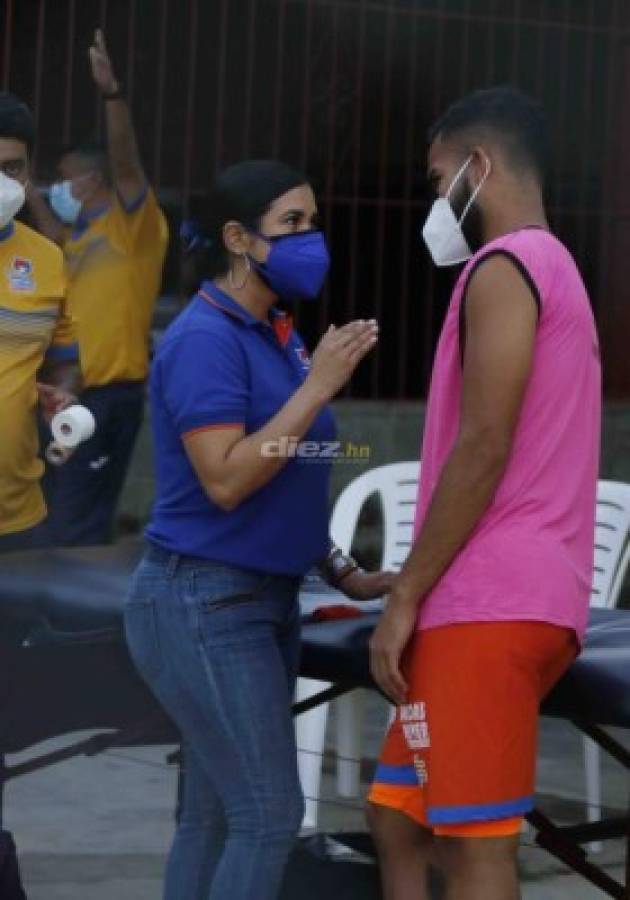 No se vio en TV: El 'chofer' de Olimpia, la nueva kinesióloga de UPNFM y Arboleda estalló por racismo