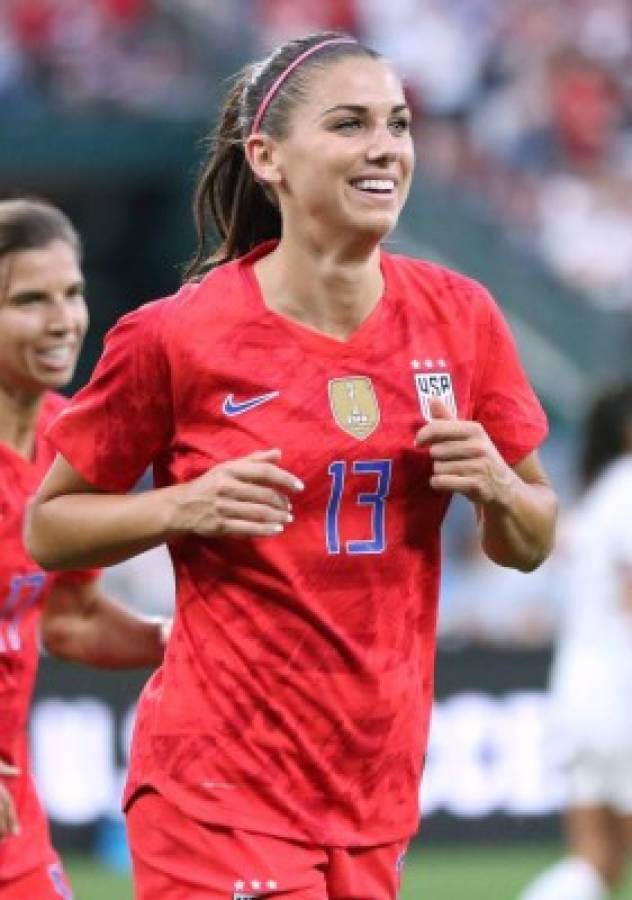 Destronan a Alex Morgan: ¿Cuánto cobran las jugadoras mejor pagadas del mundo?