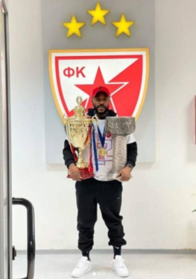 Todo un misterio: Guélor Kanga, el futbolista africano que nació en 1990... ¡pero su madre falleció en 1986!