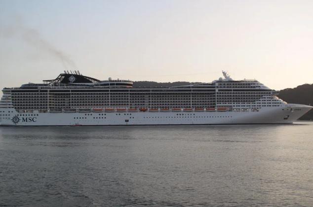 Muere YouTuber en el crucero de Neymar: el motivo por el que se tiró por la borda; “Lo presionó hasta ese punto”