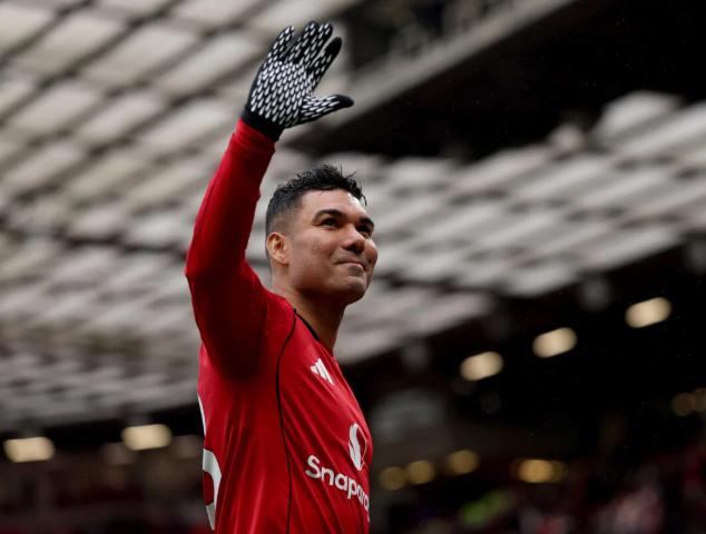 Manchester United elige al sucesor de Casemiro: ¡un fichaje histórico que no ocurre desde hace 62 años!