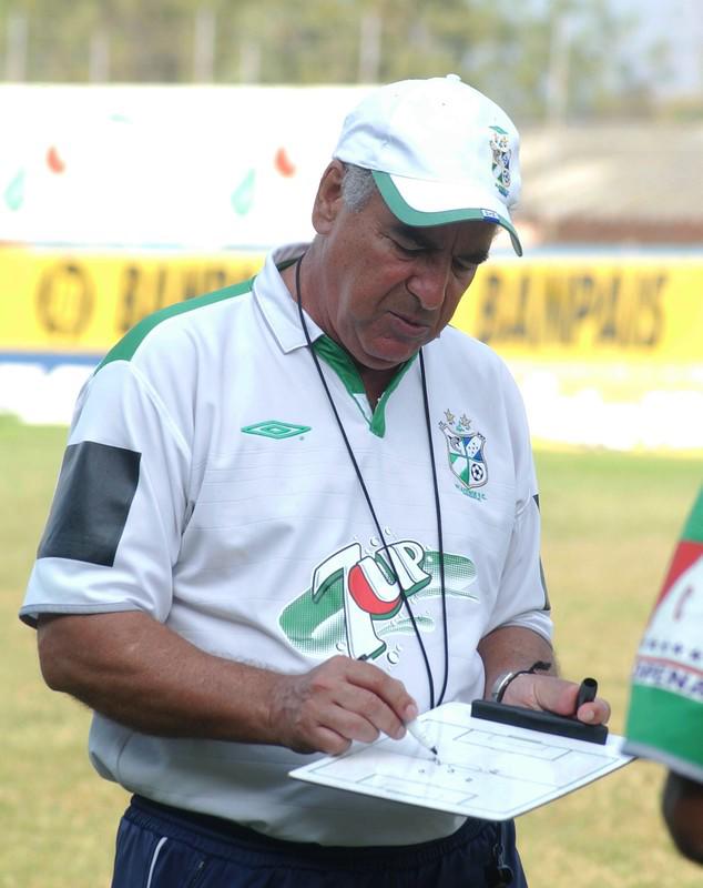 Exfutbolistas extranjeros que jugaron en Liga Nacional de Honduras y después regresaron convertidos en técnicos