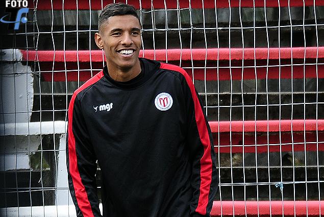 Marcos Montiel: la vida del nuevo fichaje del Olimpia, fue ebanista, trabajó en un mercado y estuvo retirado