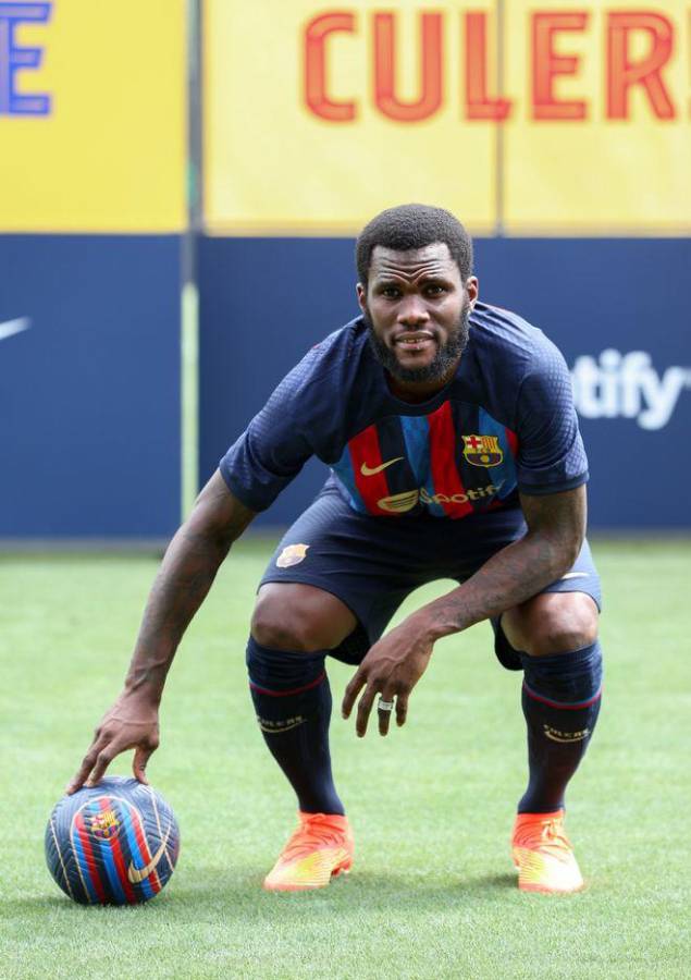 La confesión sobre Xavi y salta el nombre de Cristiano: Así fue la presentación de Franck Kessié con el FC Barcelona