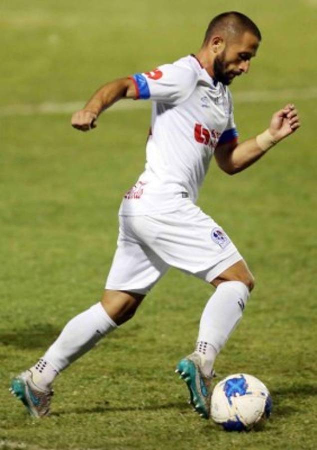 Equilibrio y fuerte en delantera: La posible alineación con la que Pedro Troglio y Olimpia buscarán herir al América