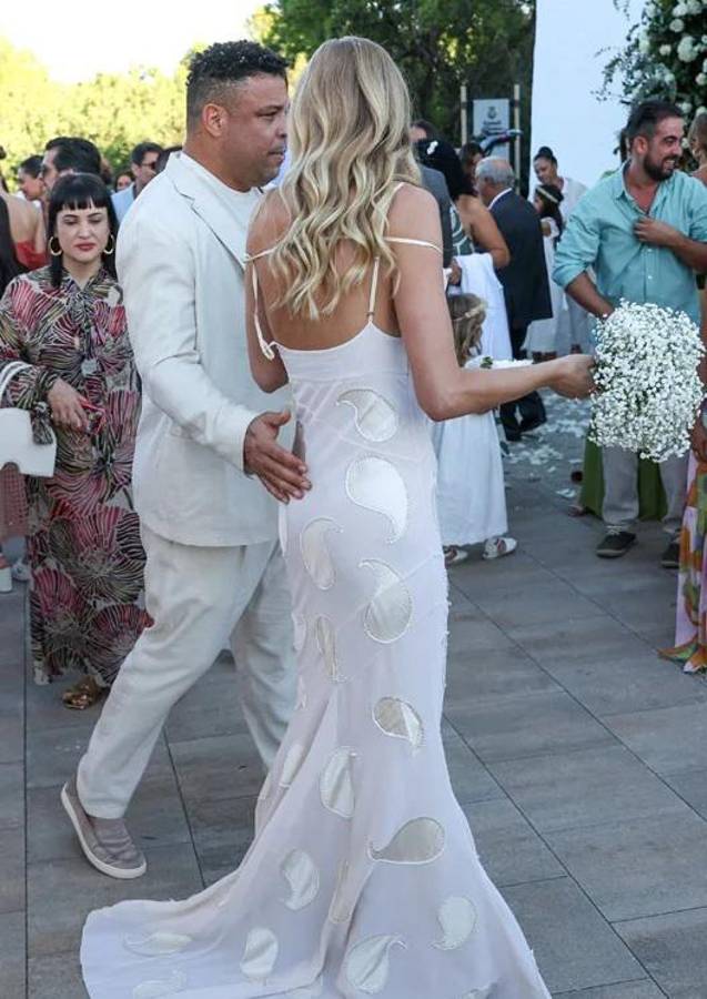 ¡Se casó por cuarta vez! Así fue la boda de Ronaldo con la sexy Celina Locks: el ex Real Madrid que fue invitado especial