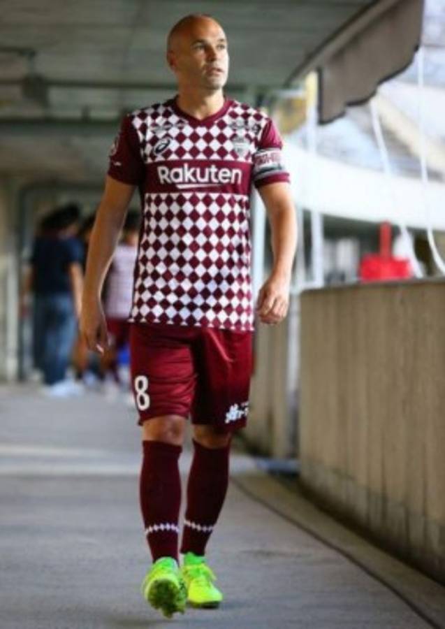 Forbes revela el imperio millonario de Iniesta y está entre los 10 futbolistas que más cobran en el mundo