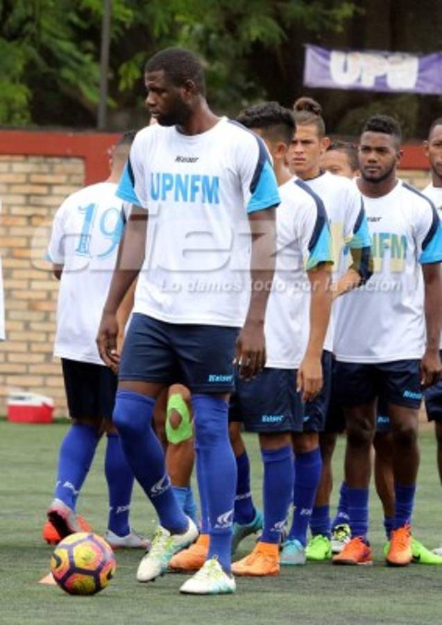 RUMORES+FICHAJES: Erick Andino se iría a Europa y Wilmer Cruz busca portero