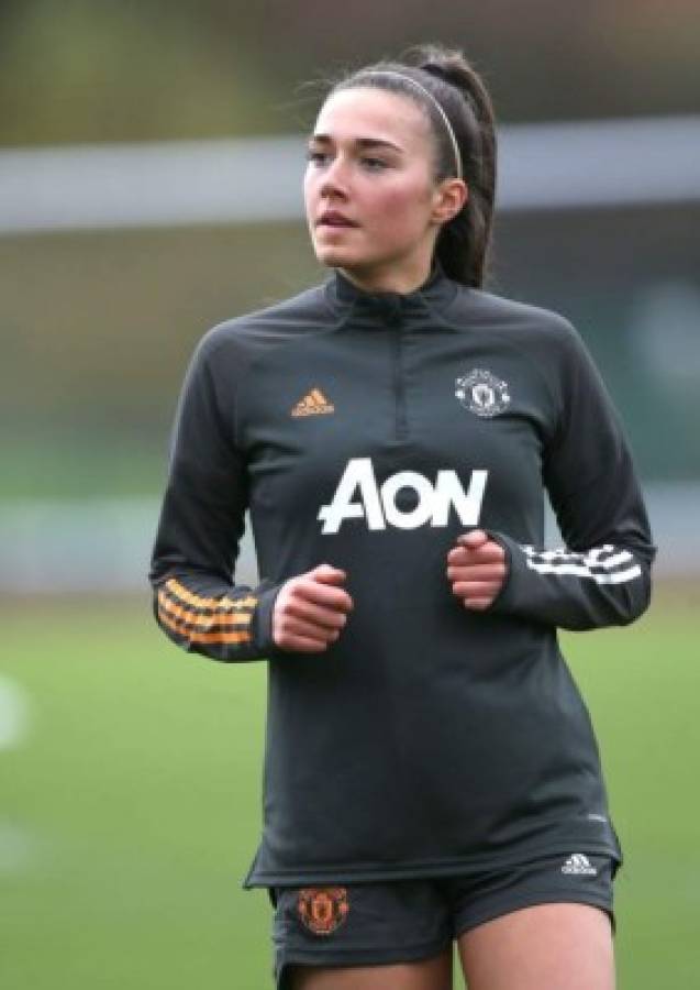 Así es Tara Bourne, la preciosa defensora del Manchester United que enamora en Inglaterra