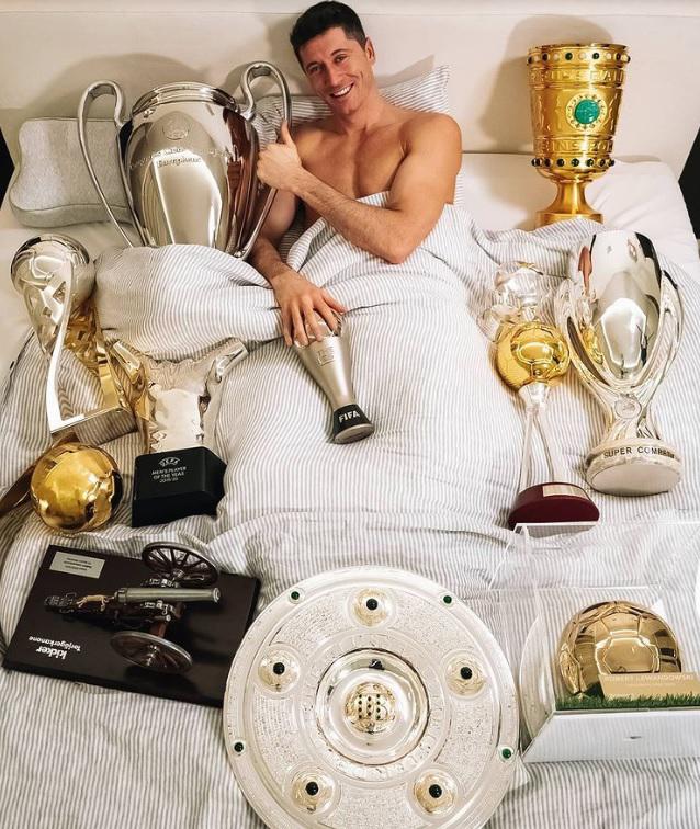 La vida de millonario de Lewandowski: Sus negocios, de cuánto es su fortuna y la mansión que tiene en España