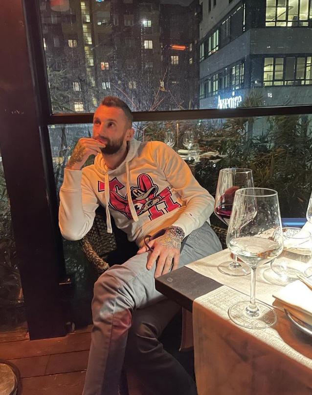 Fuma, bebe cerveza como un “demonio” y es el que más corre en el Mundial de Qatar; ahora va por eliminar a Argentina