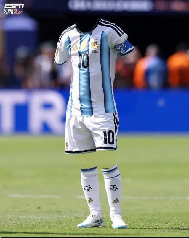 CR7 no se salva y liquidan a Messi: los memes de España campeón