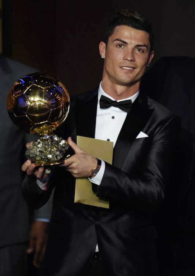 Cristiano Ronaldo ‘vendió’ un Balón de Oro por tremenda suma: quién se lo compró y el gigante motivo
