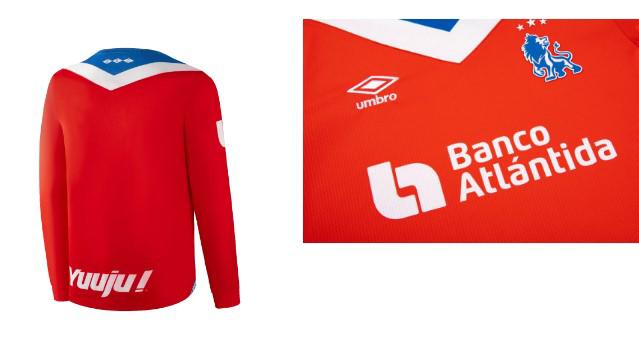 El precio y qué significan los números: las otras imágenes de la nueva camisa del Olimpia; así es la versión manga larga