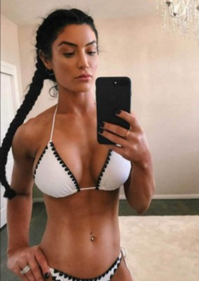 Eva Marie, la bomba más sexy de la WWE que tiene de cabeza Instagram