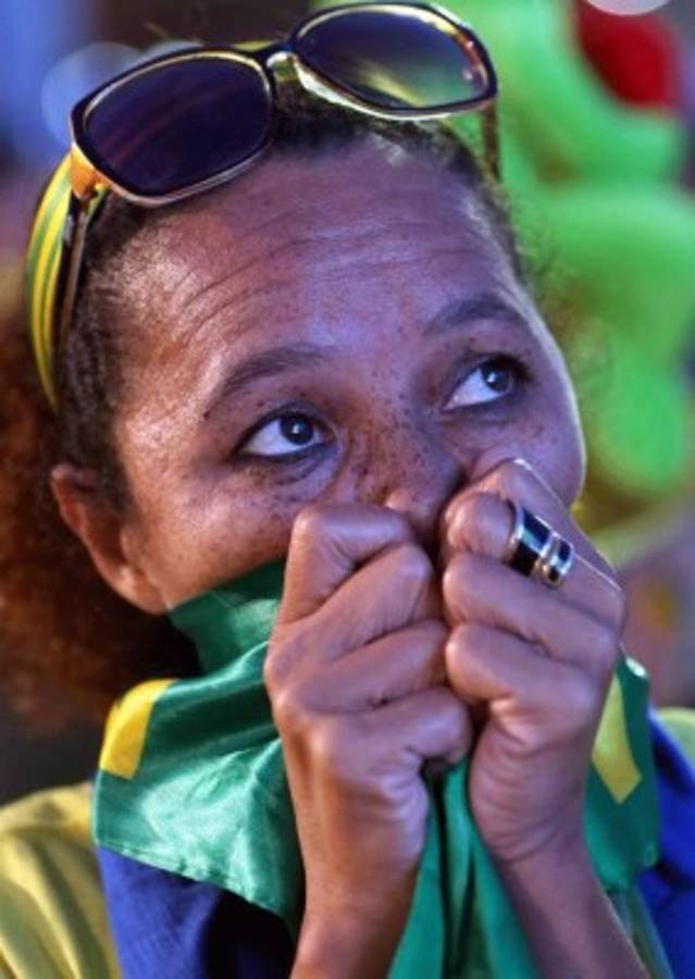 Triste adiós a Brasil. Holanda golea 3-0 y es tercer lugar del mundial .