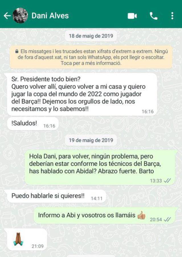 El chat entre Dani Alves y Bartomeu, que desmiente las declaraciones del brasileño.