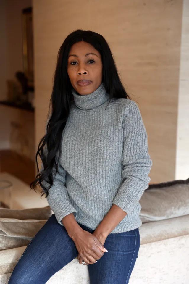 “Courtois gana un enorme salario y pasa de fiesta en yates mientras su hijo vive en una casa que se cae a pedazos”