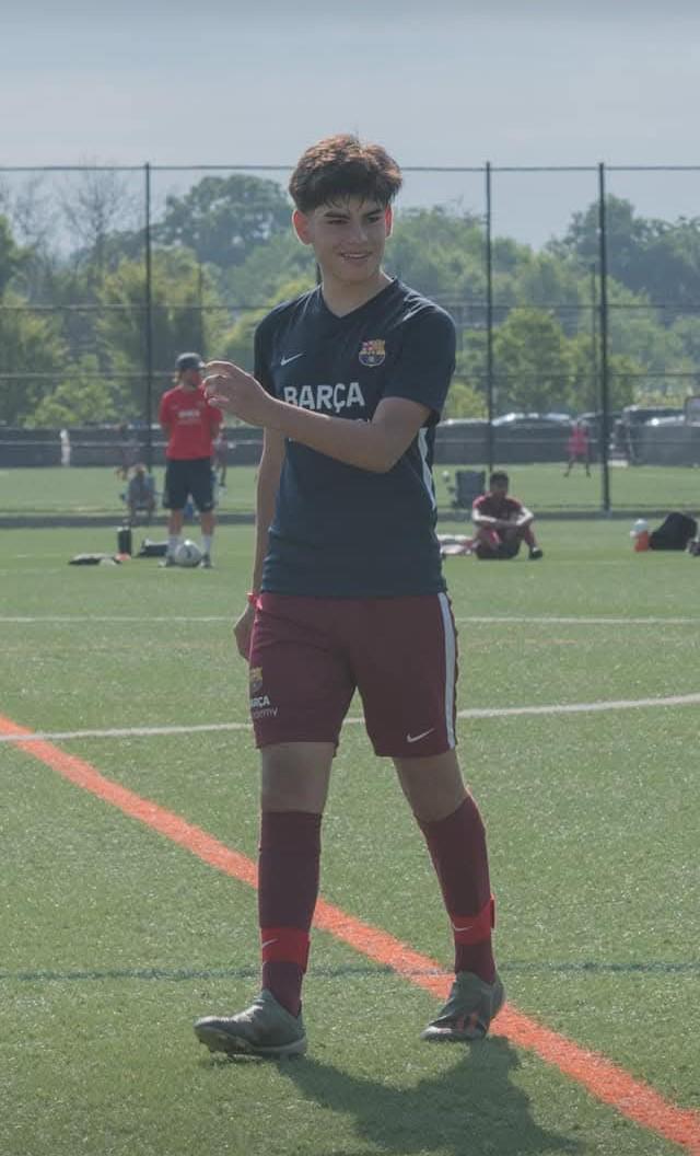 Bryan Santos, la joyita hondureña formada en la academia del Barcelona ficha por equipo de El Salvador