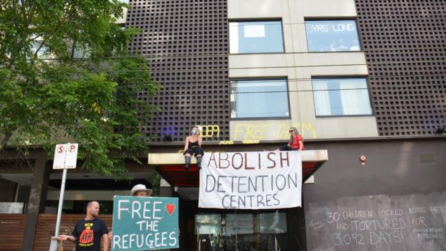 ¿Gusanos en la comida? Así es el ‘‘hotel del terror’’ en el que está aislado el tenista Novak Djokovic en Australia