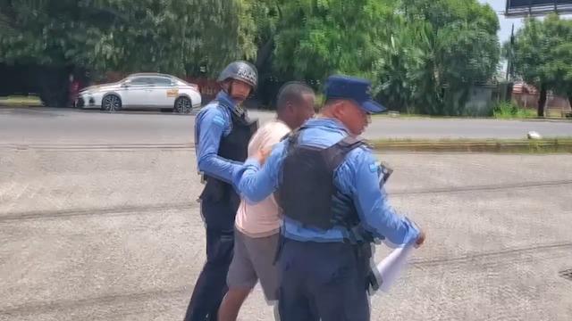 Imágenes rumbo a la cárcel: Escorpión Ruiz se estaba preparando para volver al ring