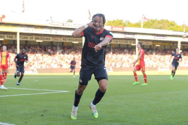 Xavi Simons, jugador del PSV, debutará con Países Bajos en el Mundial.