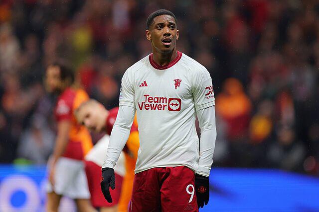 Locura del Bayern por Araujo y Xavi le pide un fichaje al Barça; club español insiste por el Choco Lozano y Keylor es noticia