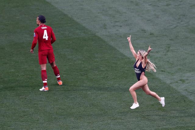 ¿Qué pasó con ella? La nueva vida de Kinsey Wolanski cuatro años después de hacerse famosa en una final de la Champions