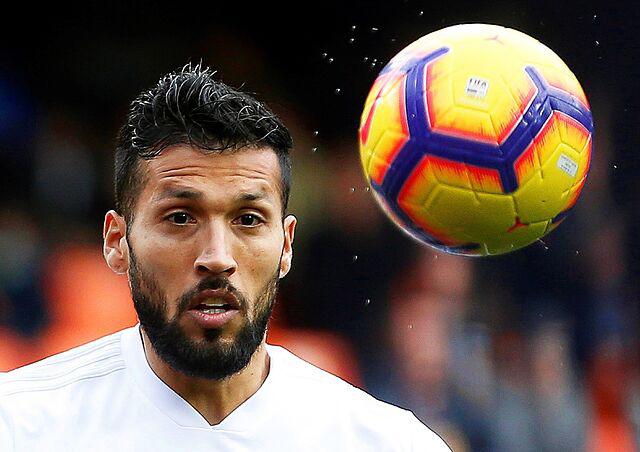 Le sacan los trapitos al sol a ex jugador del Real Madrid: Aseguran que fue infiel y su esposa está destrozada